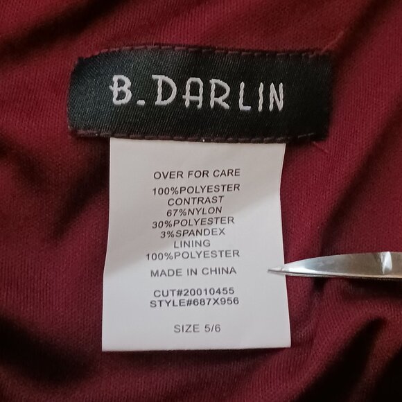 NEW B. Darlin Floral Fit & Flare Mini Dress Juniors Size 5/6 Burgundy Floral - Picture 8 of 12